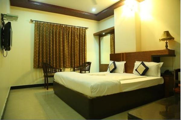Hotel Monarch